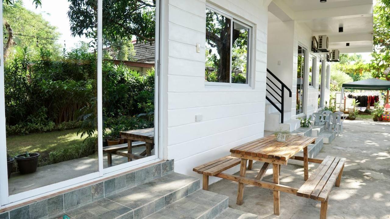 Bed and Breakfast Location One Eighty Bangcusay Экстерьер фото